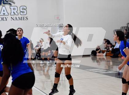 Thumbnail 3 in Riverview vs. Tampa Catholic photogallery.