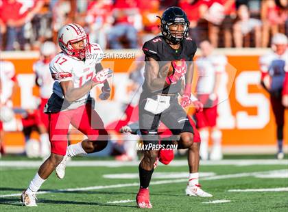 Thumbnail 2 in Lake Travis vs. Judson (UIL 6A D1 Area Playoff) photogallery.