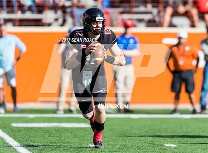 Thumbnail 2 in Lake Travis vs. Judson (UIL 6A D1 Area Playoff) photogallery.