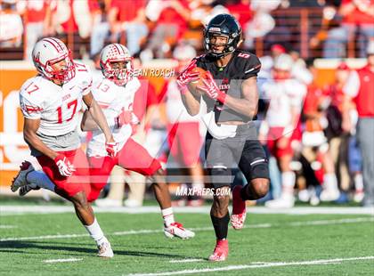 Thumbnail 1 in Lake Travis vs. Judson (UIL 6A D1 Area Playoff) photogallery.