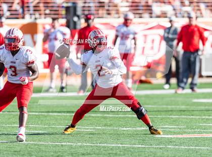 Thumbnail 3 in Lake Travis vs. Judson (UIL 6A D1 Area Playoff) photogallery.