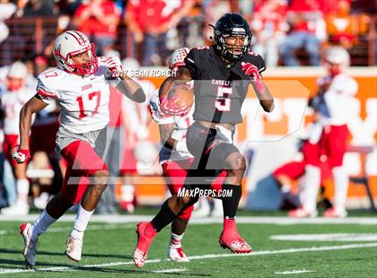 Thumbnail 3 in Lake Travis vs. Judson (UIL 6A D1 Area Playoff) photogallery.