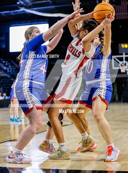 Thumbnail 2 in Briggsdale vs. McClave (CHSAA 1A Championship) photogallery.