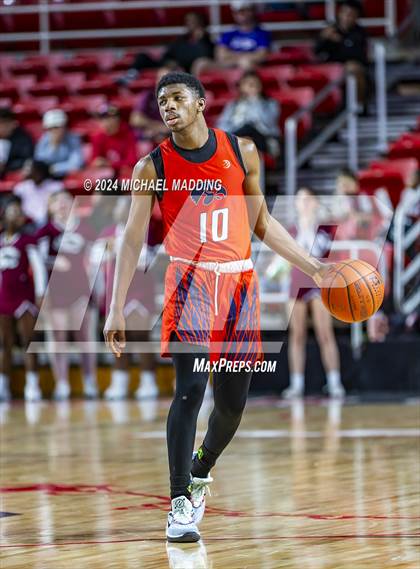 Thumbnail 1 in Silsbee vs. Hardin-Jefferson (UIL 4A Basketball Bi-District) photogallery.