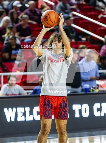 Thumbnail 1 in Silsbee vs. Hardin-Jefferson (UIL 4A Basketball Bi-District) photogallery.