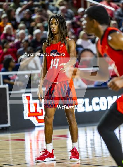 Thumbnail 3 in Silsbee vs. Hardin-Jefferson (UIL 4A Basketball Bi-District) photogallery.