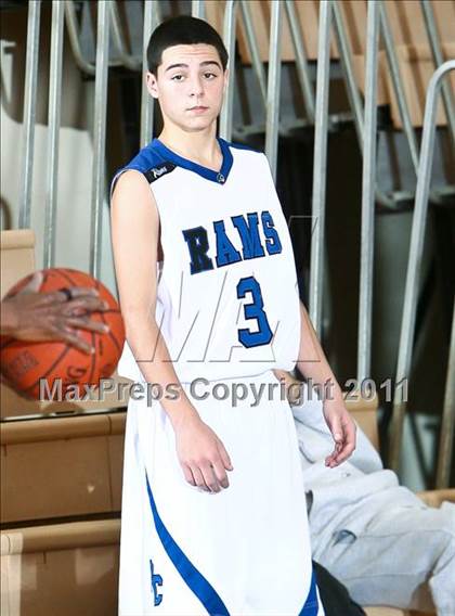 Thumbnail 2 in Tuckahoe vs. Port Chester (Harry Jefferson Holiday Showcase) photogallery.