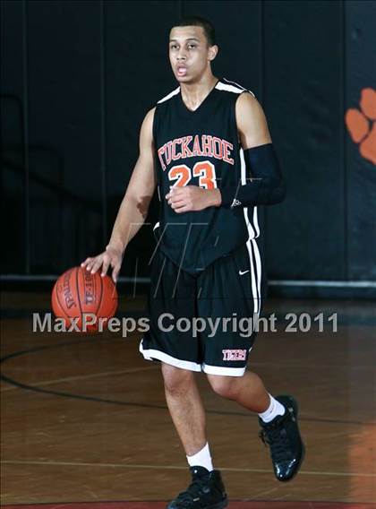 Thumbnail 2 in Tuckahoe vs. Port Chester (Harry Jefferson Holiday Showcase) photogallery.