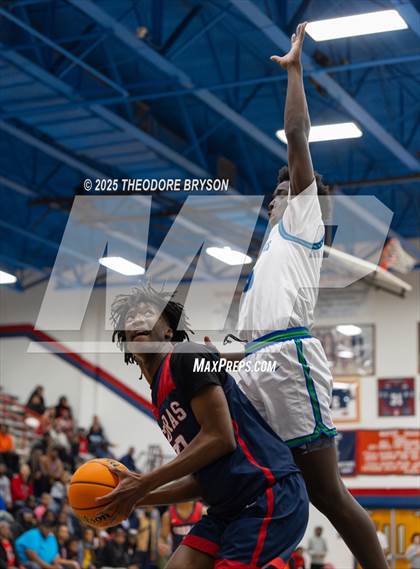 Thumbnail 2 in LEAD Academy vs. Whites Creek (TSSAA Region 2A East Semifinal) photogallery.