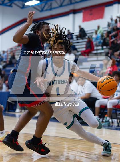 Thumbnail 2 in LEAD Academy vs. Whites Creek (TSSAA Region 2A East Semifinal) photogallery.