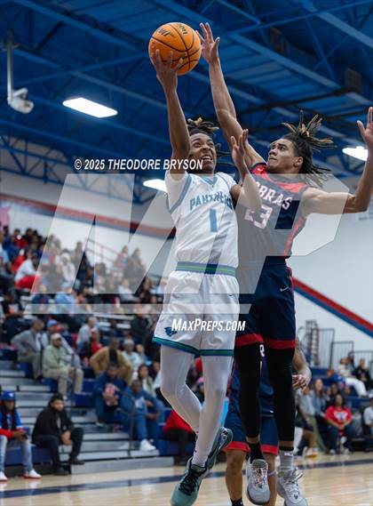 Thumbnail 2 in LEAD Academy vs. Whites Creek (TSSAA Region 2A East Semifinal) photogallery.
