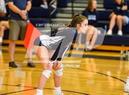 Thumbnail 3 in Dunwoody @ Pope photogallery.