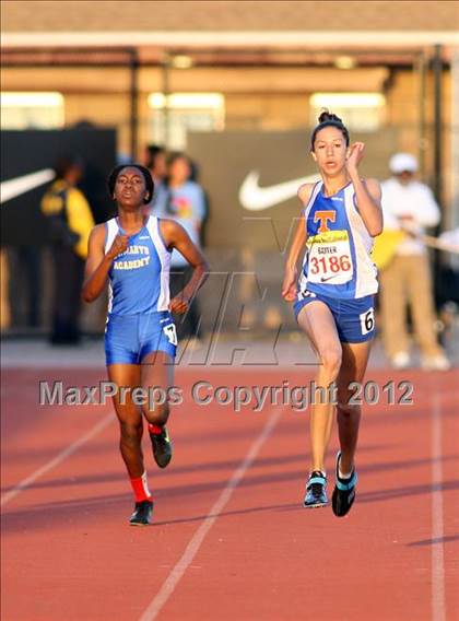 Thumbnail 3 in 45th Arcadia Invitational (Girls Track Events) photogallery.