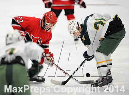 Thumbnail 3 in Trinity Catholic vs. Greenwich (FCIAC Quarterfinal) photogallery.