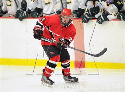 Thumbnail 2 in Trinity Catholic vs. Greenwich (FCIAC Quarterfinal) photogallery.