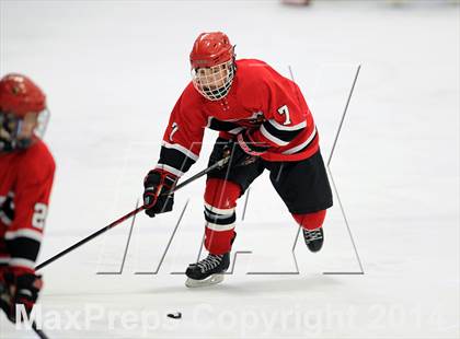 Thumbnail 2 in Trinity Catholic vs. Greenwich (FCIAC Quarterfinal) photogallery.