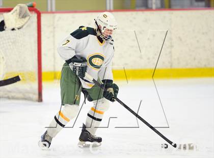 Thumbnail 2 in Trinity Catholic vs. Greenwich (FCIAC Quarterfinal) photogallery.