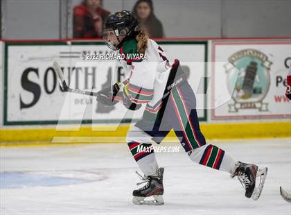 Thumbnail 3 in Pinkerton vs St. Thomas-Dover-Winnacunnet (NHIAA Semifinal) photogallery.