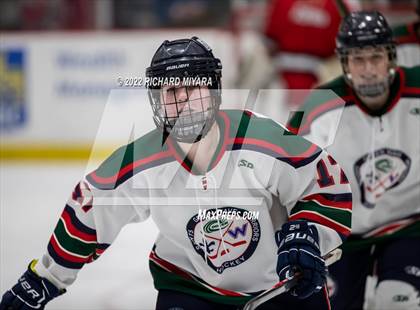 Thumbnail 2 in Pinkerton vs St. Thomas-Dover-Winnacunnet (NHIAA Semifinal) photogallery.