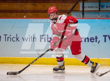 Thumbnail 3 in Pinkerton vs St. Thomas-Dover-Winnacunnet (NHIAA Semifinal) photogallery.