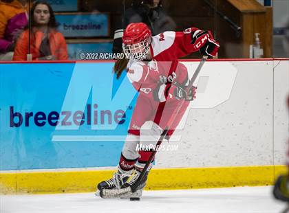 Thumbnail 3 in Pinkerton vs St. Thomas-Dover-Winnacunnet (NHIAA Semifinal) photogallery.