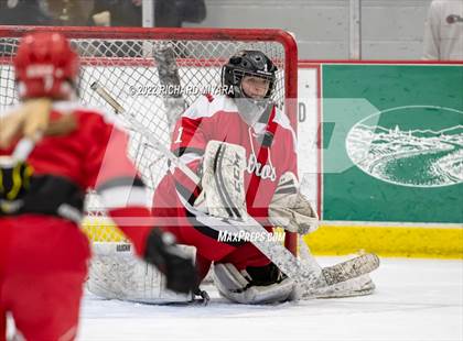 Thumbnail 2 in Pinkerton vs St. Thomas-Dover-Winnacunnet (NHIAA Semifinal) photogallery.