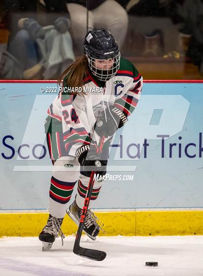 Thumbnail 3 in Pinkerton vs St. Thomas-Dover-Winnacunnet (NHIAA Semifinal) photogallery.