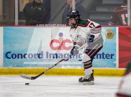 Thumbnail 2 in Pinkerton vs St. Thomas-Dover-Winnacunnet (NHIAA Semifinal) photogallery.