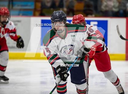 Thumbnail 3 in Pinkerton vs St. Thomas-Dover-Winnacunnet (NHIAA Semifinal) photogallery.