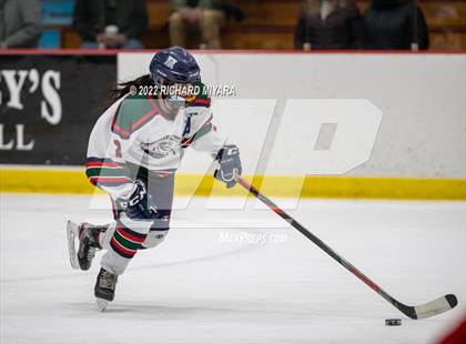 Thumbnail 3 in Pinkerton vs St. Thomas-Dover-Winnacunnet (NHIAA Semifinal) photogallery.
