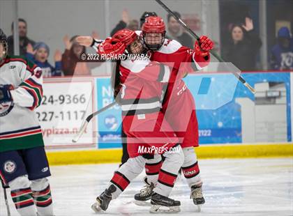 Thumbnail 2 in Pinkerton vs St. Thomas-Dover-Winnacunnet (NHIAA Semifinal) photogallery.