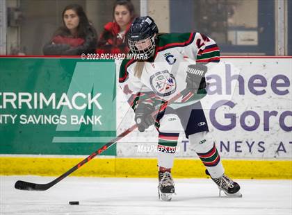 Thumbnail 3 in Pinkerton vs St. Thomas-Dover-Winnacunnet (NHIAA Semifinal) photogallery.