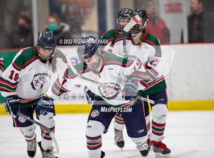 Thumbnail 2 in Pinkerton vs St. Thomas-Dover-Winnacunnet (NHIAA Semifinal) photogallery.