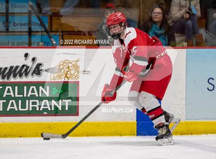 Thumbnail 3 in Pinkerton vs St. Thomas-Dover-Winnacunnet (NHIAA Semifinal) photogallery.