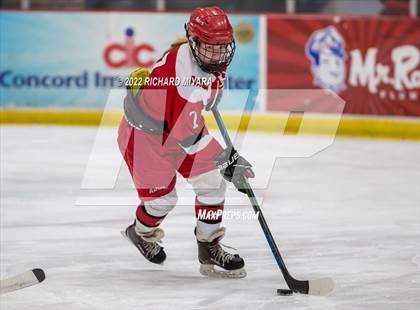 Thumbnail 2 in Pinkerton vs St. Thomas-Dover-Winnacunnet (NHIAA Semifinal) photogallery.
