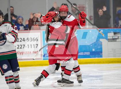 Thumbnail 1 in Pinkerton vs St. Thomas-Dover-Winnacunnet (NHIAA Semifinal) photogallery.