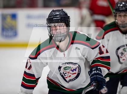 Thumbnail 3 in Pinkerton vs St. Thomas-Dover-Winnacunnet (NHIAA Semifinal) photogallery.