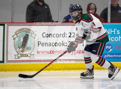 Thumbnail 1 in Pinkerton vs St. Thomas-Dover-Winnacunnet (NHIAA Semifinal) photogallery.