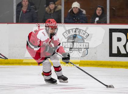 Thumbnail 2 in Pinkerton vs St. Thomas-Dover-Winnacunnet (NHIAA Semifinal) photogallery.