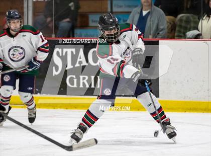 Thumbnail 2 in Pinkerton vs St. Thomas-Dover-Winnacunnet (NHIAA Semifinal) photogallery.
