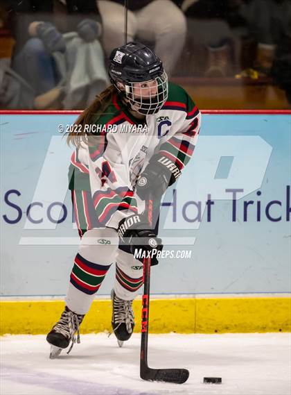 Thumbnail 2 in Pinkerton vs St. Thomas-Dover-Winnacunnet (NHIAA Semifinal) photogallery.