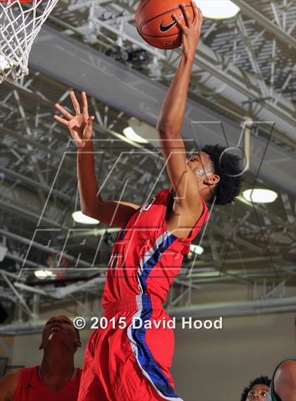 Thumbnail 1 in Chino Hills vs. Redondo Union (MaxPreps Holiday Classic Open Division Championship) photogallery.