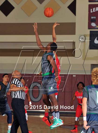 Thumbnail 2 in Chino Hills vs. Redondo Union (MaxPreps Holiday Classic Open Division Championship) photogallery.