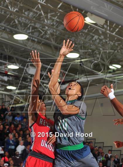 Thumbnail 2 in Chino Hills vs. Redondo Union (MaxPreps Holiday Classic Open Division Championship) photogallery.