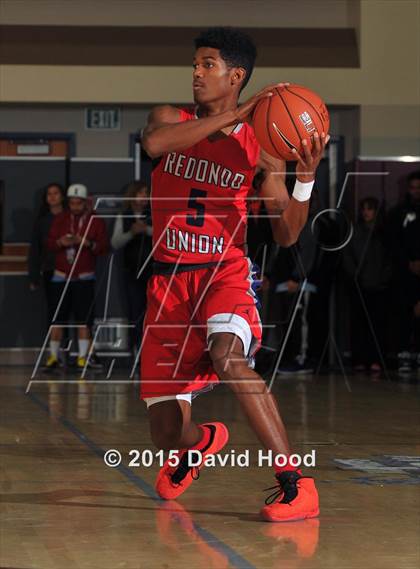 Thumbnail 1 in Chino Hills vs. Redondo Union (MaxPreps Holiday Classic Open Division Championship) photogallery.