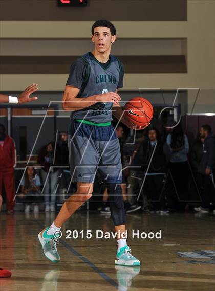 Thumbnail 1 in Chino Hills vs. Redondo Union (MaxPreps Holiday Classic Open Division Championship) photogallery.