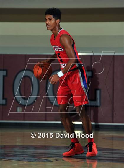 Thumbnail 2 in Chino Hills vs. Redondo Union (MaxPreps Holiday Classic Open Division Championship) photogallery.