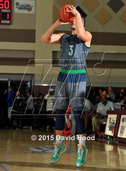 Thumbnail 1 in Chino Hills vs. Redondo Union (MaxPreps Holiday Classic Open Division Championship) photogallery.