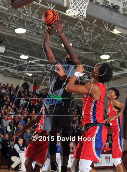 Thumbnail 3 in Chino Hills vs. Redondo Union (MaxPreps Holiday Classic Open Division Championship) photogallery.