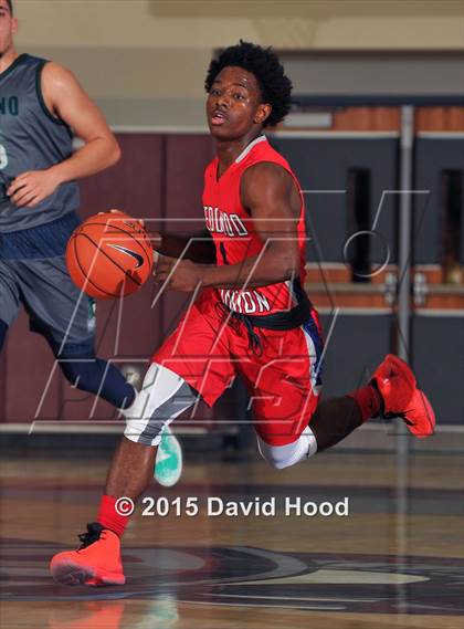 Thumbnail 1 in Chino Hills vs. Redondo Union (MaxPreps Holiday Classic Open Division Championship) photogallery.